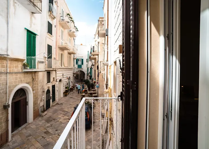Le Contrade Vico Alba